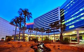 Stamford Plaza Sydney Airport Hotel & Conference Centre